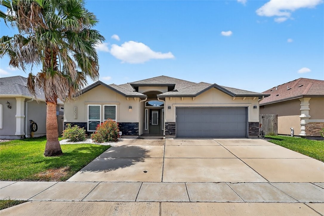 6541 Paddington Dr Property Photo 1