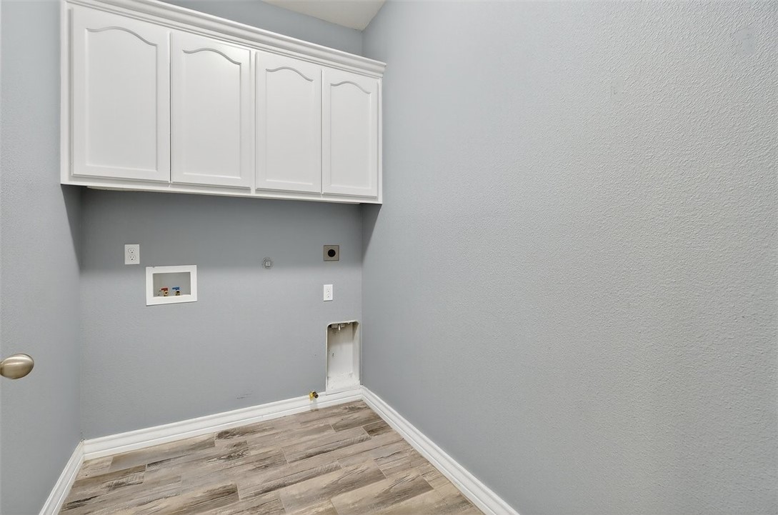 6541 Paddington Dr Property Photo 21