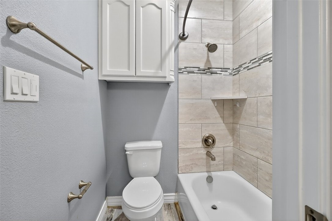 6541 Paddington Dr Property Photo 26