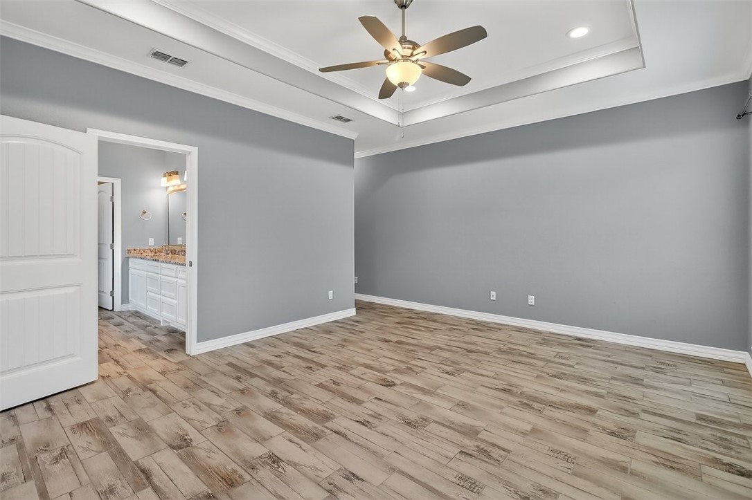 6541 Paddington Dr Property Photo 37