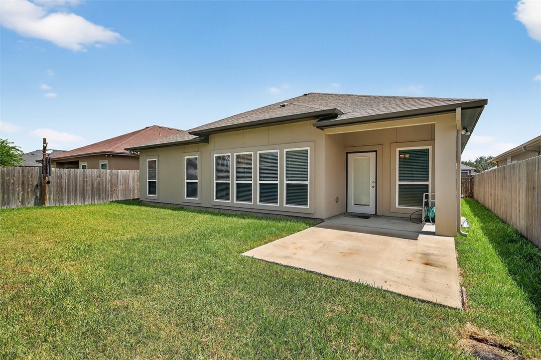 6541 Paddington Dr Property Photo 39