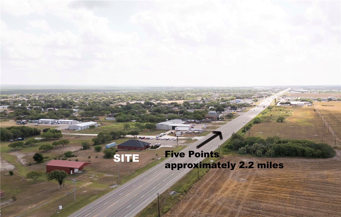 15418 Northwest Blvd Property Photo 1