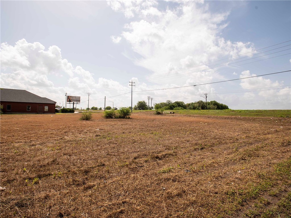 15418 Northwest Blvd Property Photo 7