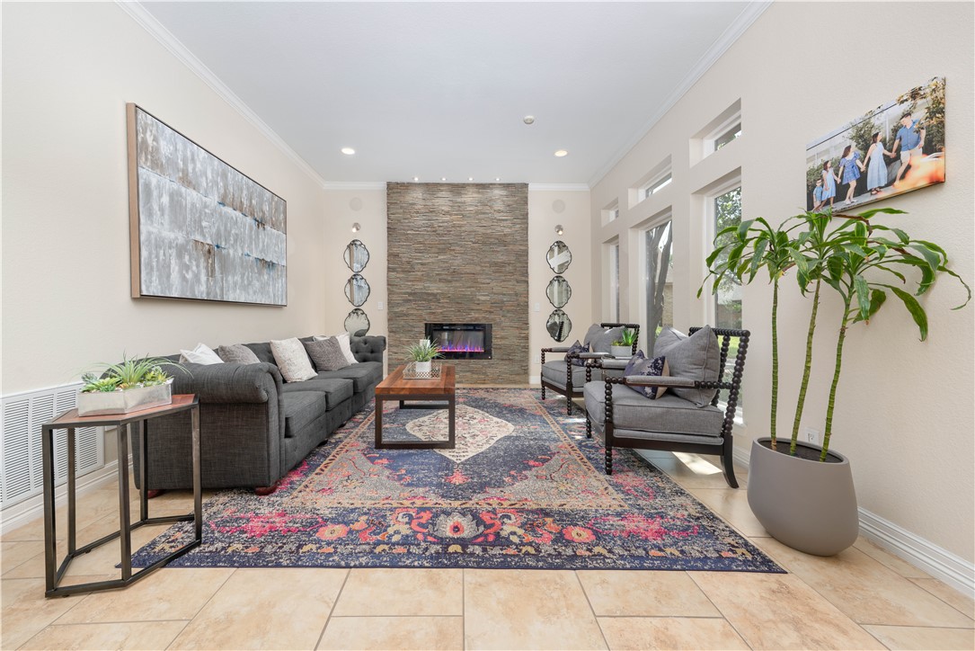 2805 Macbeth Property Photo 5