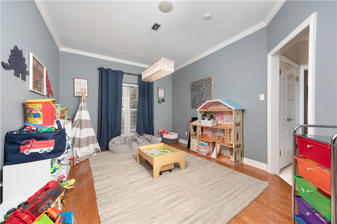 2805 Macbeth Property Photo 16