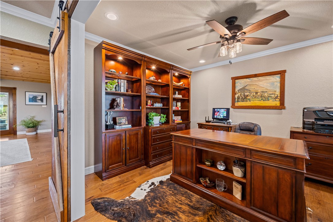 4279 Fm 791 Property Photo 17