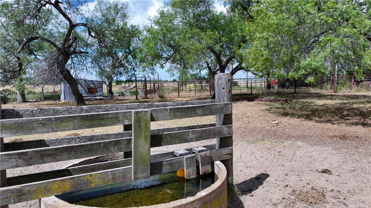 4279 Fm 791 Property Photo 33