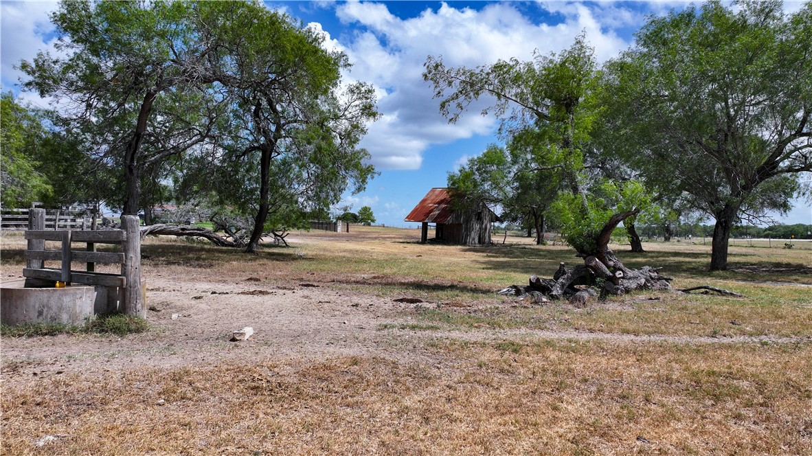 4279 Fm 791 Property Photo 35