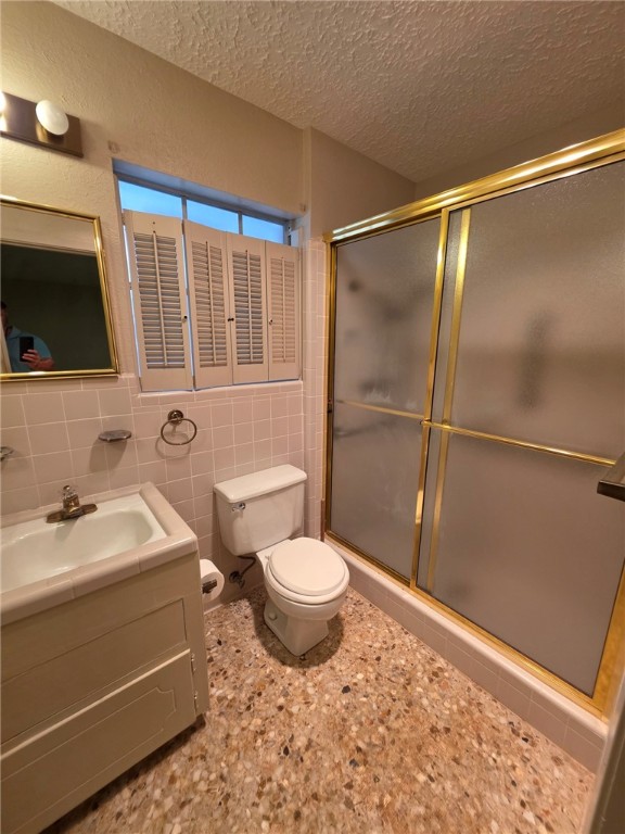 526 Meadowbrook Dr Property Photo 9