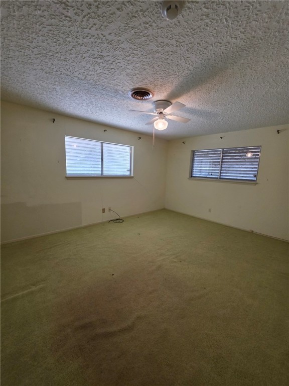 526 Meadowbrook Dr Property Photo 11