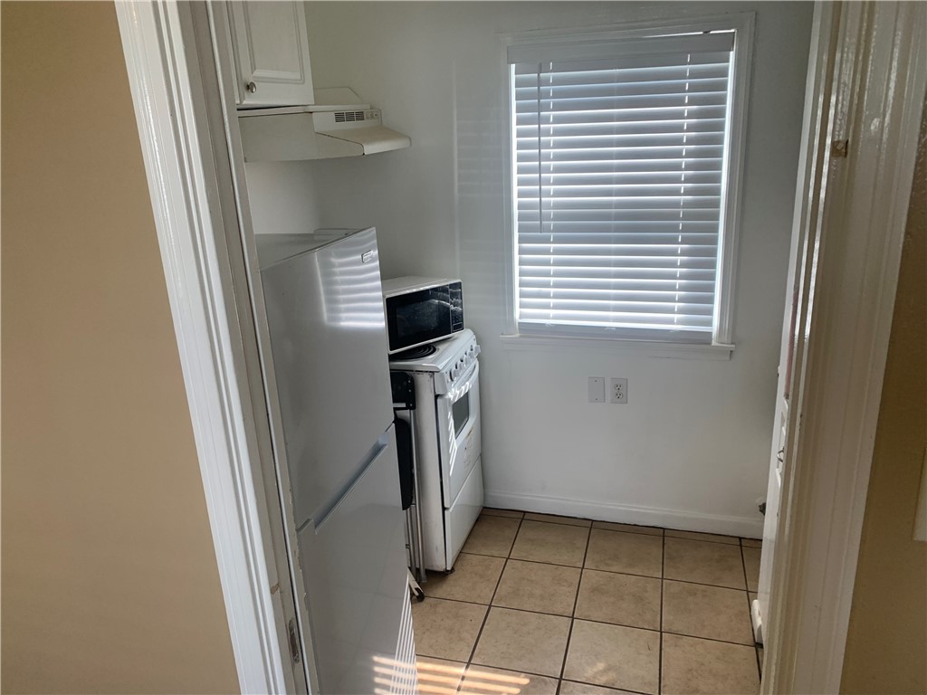 2801 Lawnview St Property Photo 7