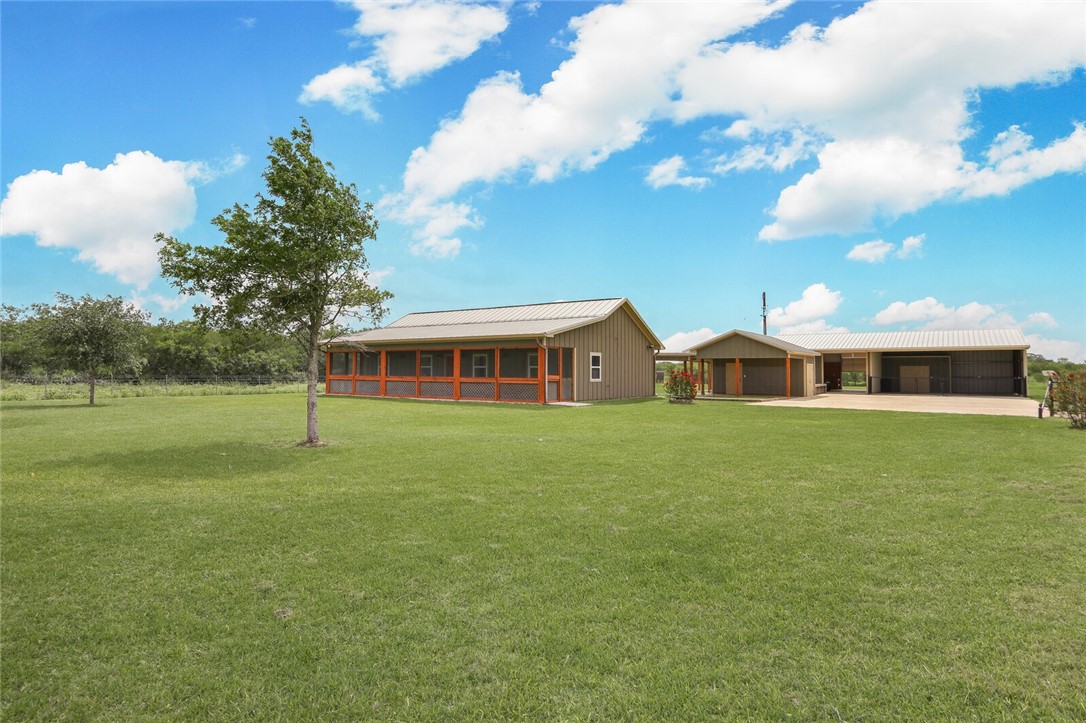 891 Hopkinsville Rd