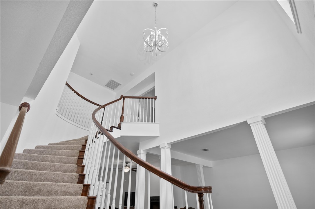 2310 Edgewater Ct Property Photo 23