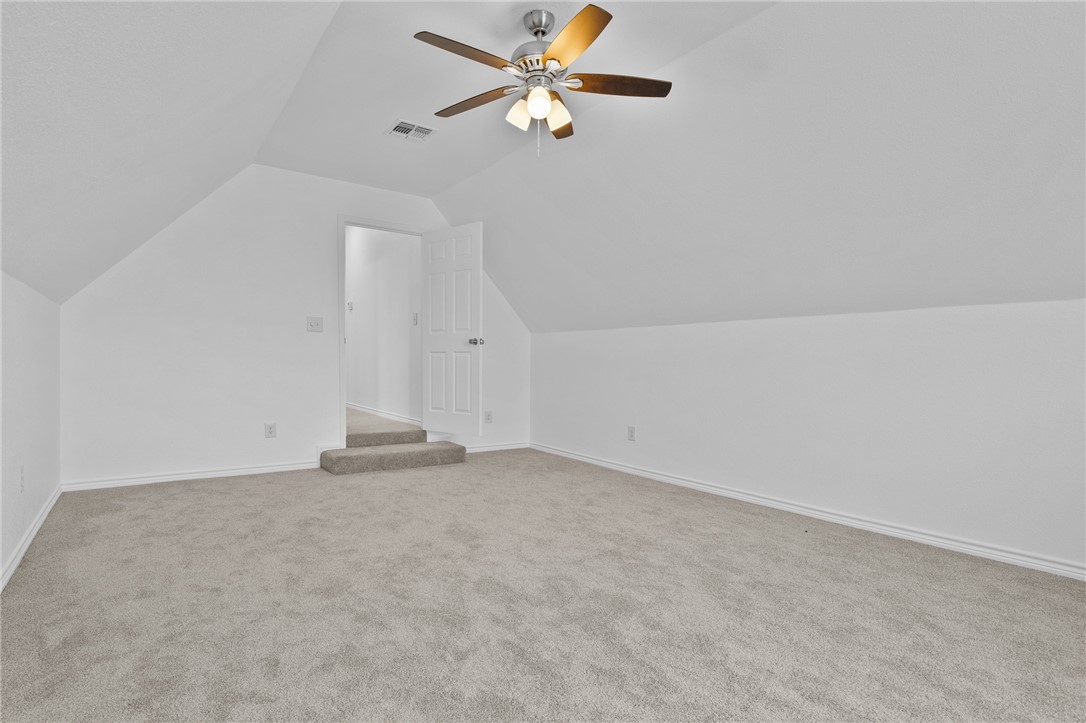 2310 Edgewater Ct Property Photo 34