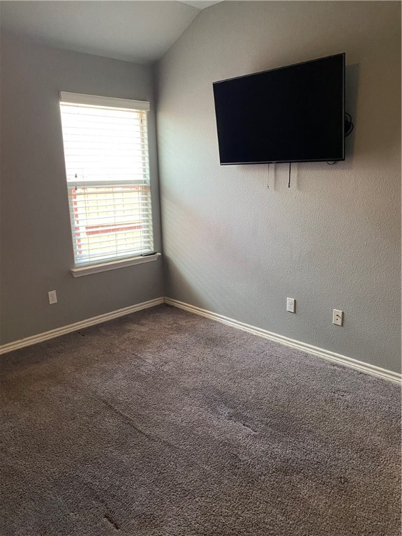 2937 Cantabria St Property Photo 18