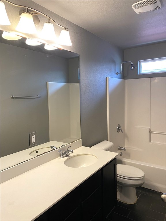 2937 Cantabria St Property Photo 20