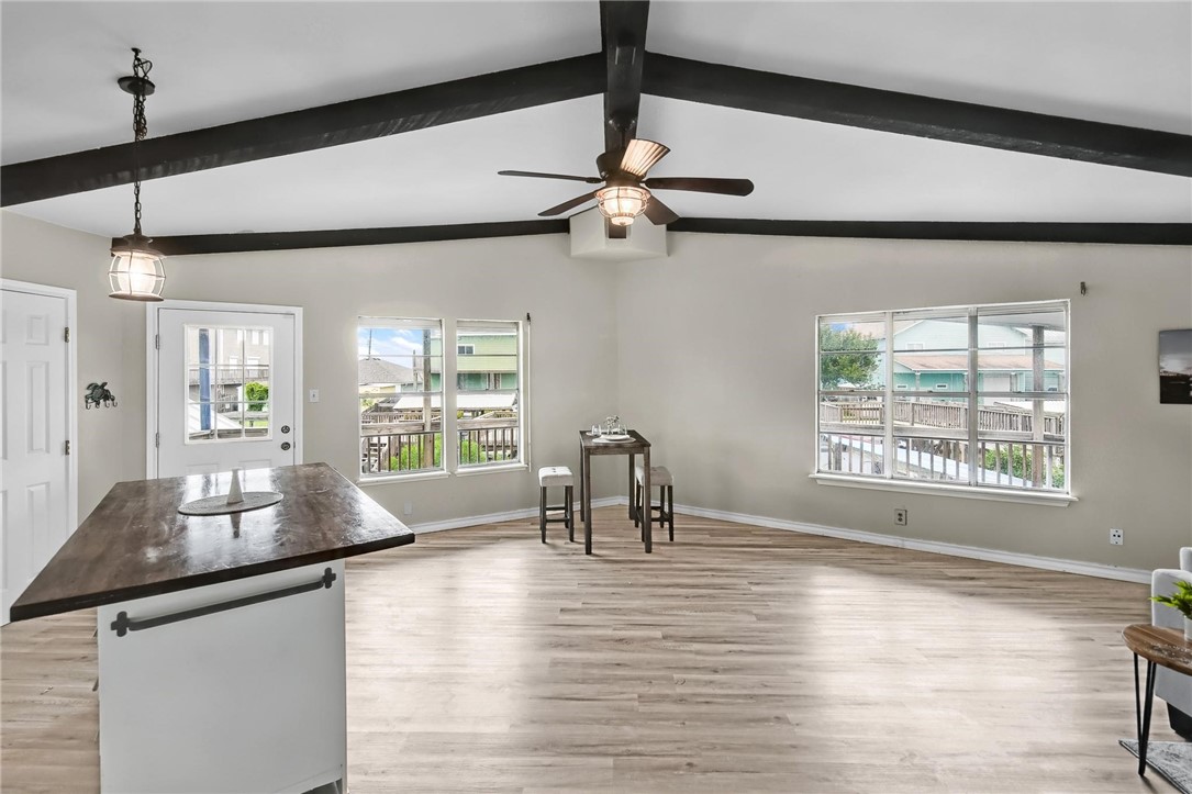 3345 Laguna Shores Road Property Photo 11
