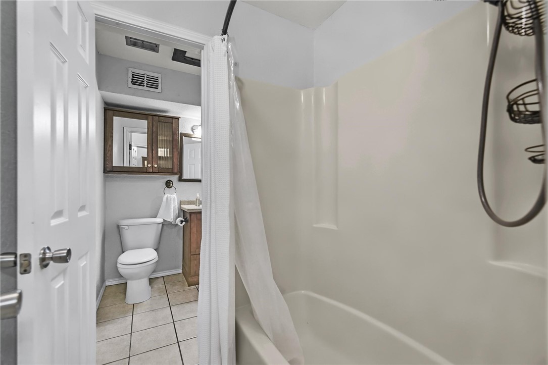 3345 Laguna Shores Road Property Photo 21