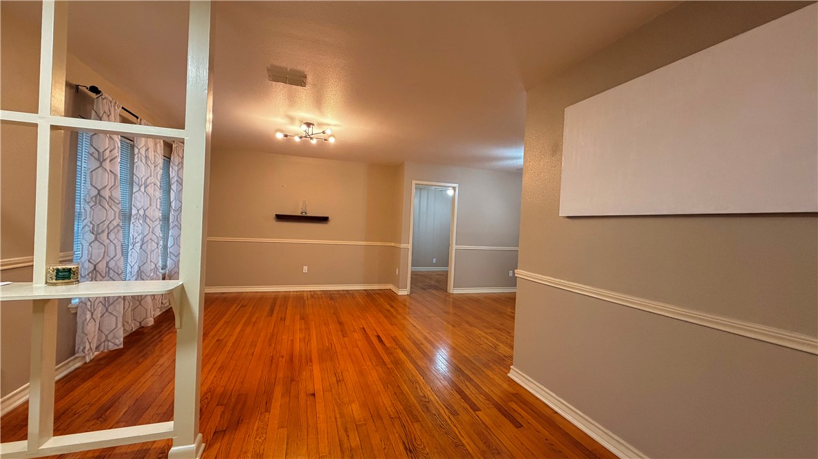 1550 Melbourne Dr Property Photo 5