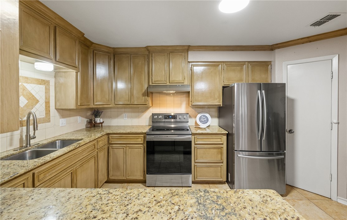 1550 Melbourne Dr Property Photo 15