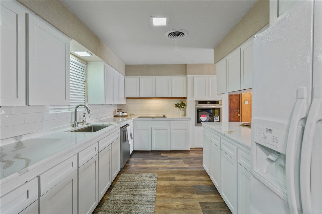 530 Belleview Dr Property Photo 11