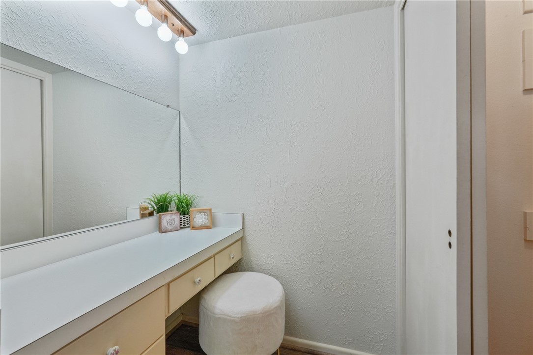 530 Belleview Dr Property Photo 20