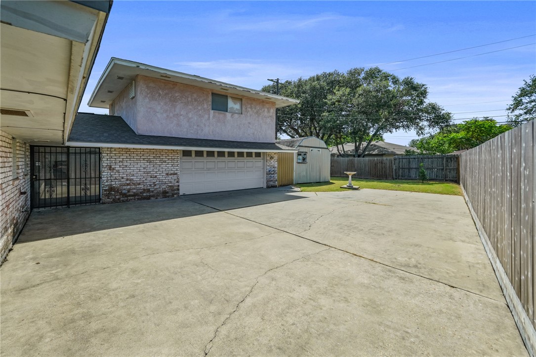 530 Belleview Dr Property Photo 28