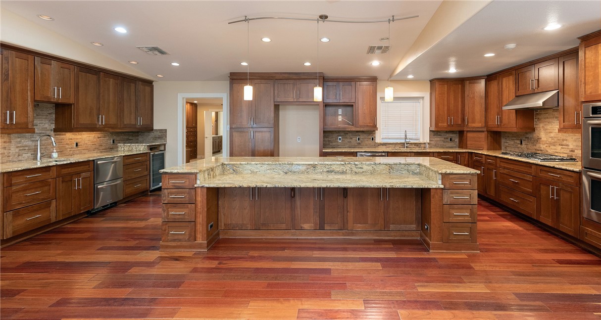 257 Cape May Dr Property Photo 8