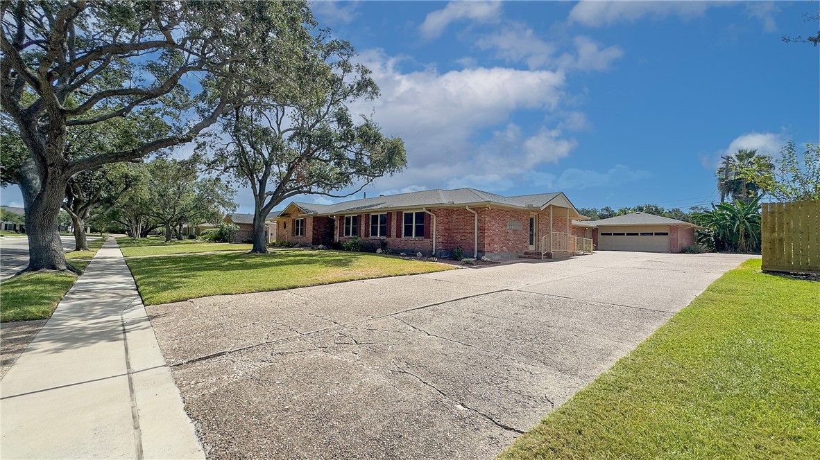 257 Cape May Dr Property Photo 39