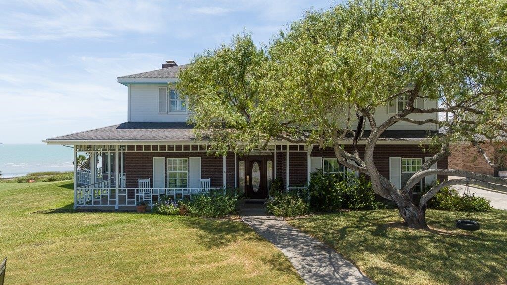 334 Pebble Beach Dr Property Photo 2