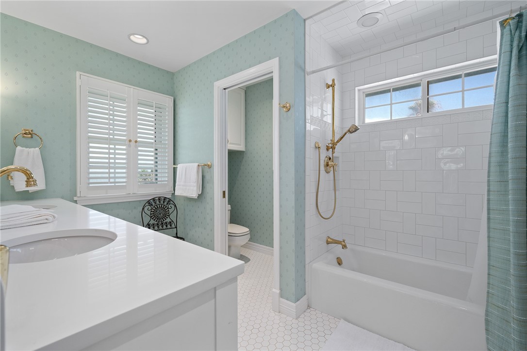 334 Pebble Beach Dr Property Photo 21