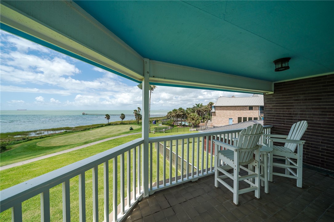 334 Pebble Beach Dr Property Photo 22