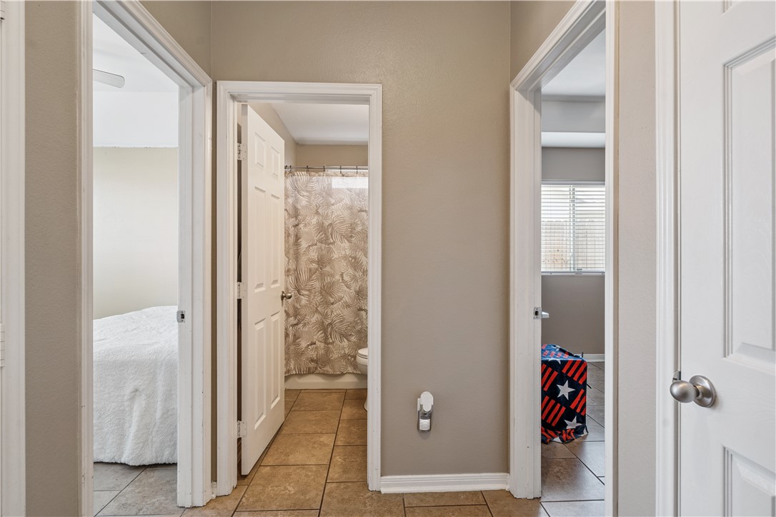 1104 Imperial St Property Photo 10