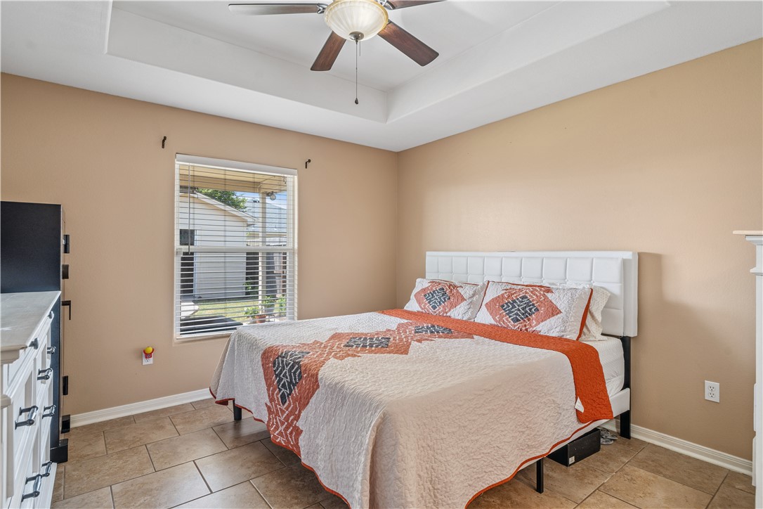 1104 Imperial St Property Photo 14