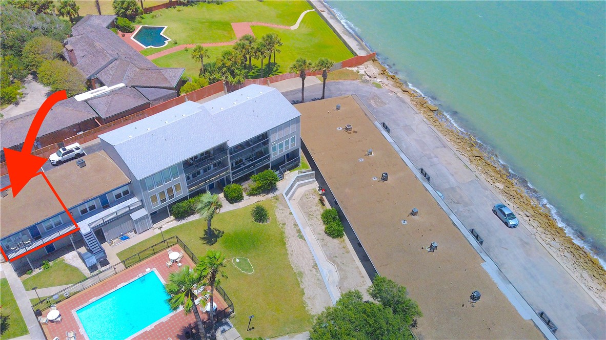 3402 Ocean Dr Property Photo 1