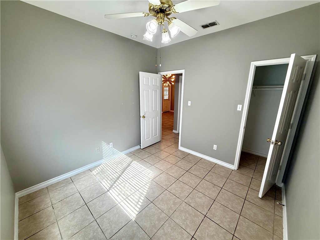 6533 Fenwick Dr Property Photo 15