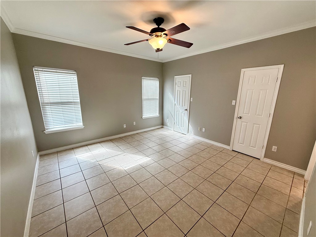 6533 Fenwick Dr Property Photo 22