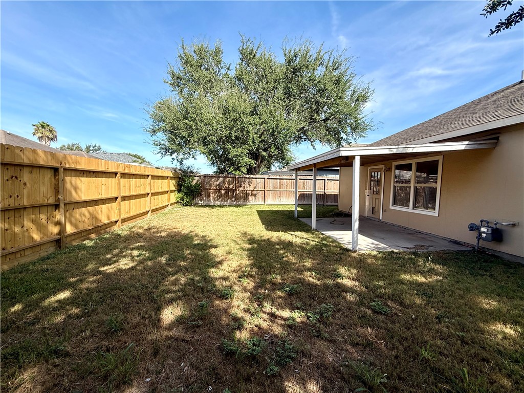 6533 Fenwick Dr Property Photo 26