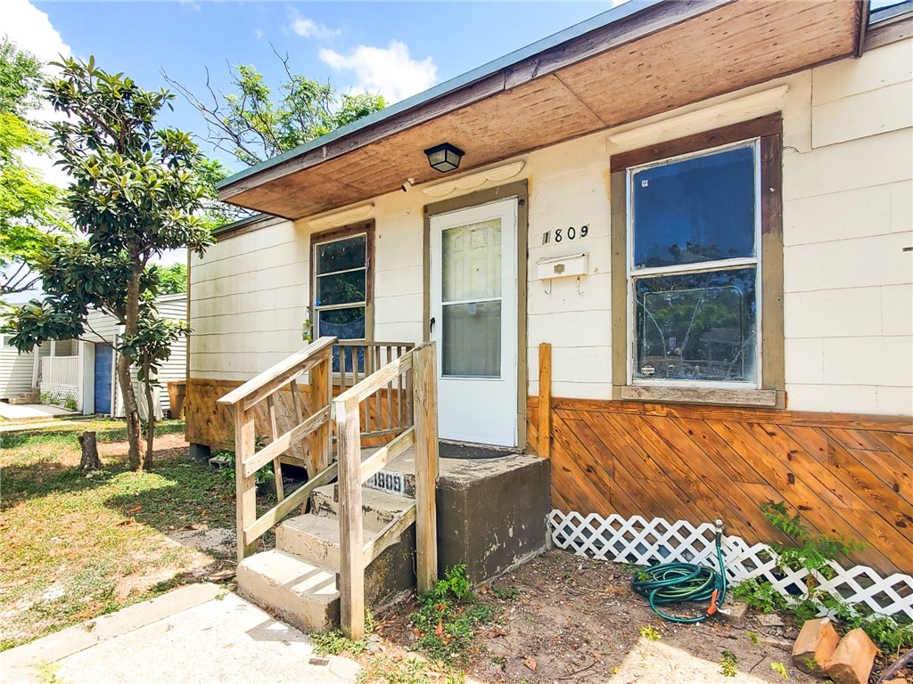 1809 Trenton Dr Property Photo 1