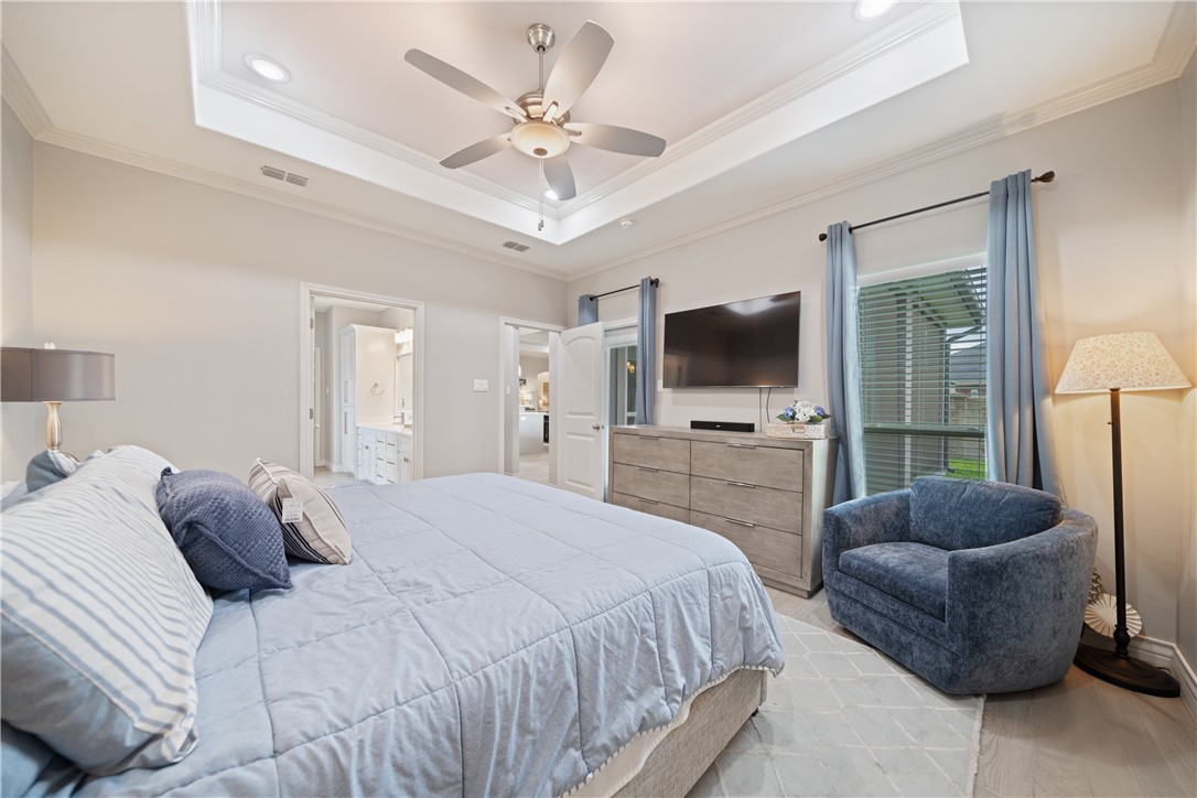 6421 Aikman Property Photo 27