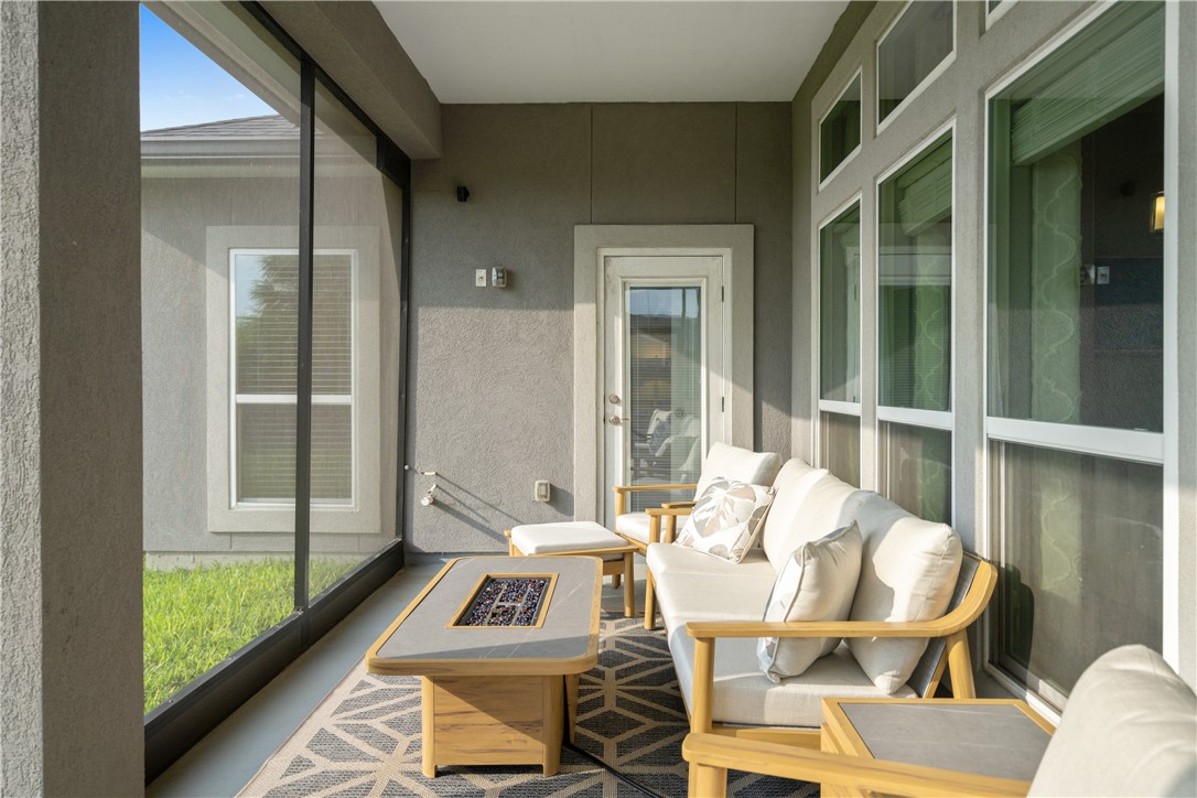 6421 Aikman Property Photo 32