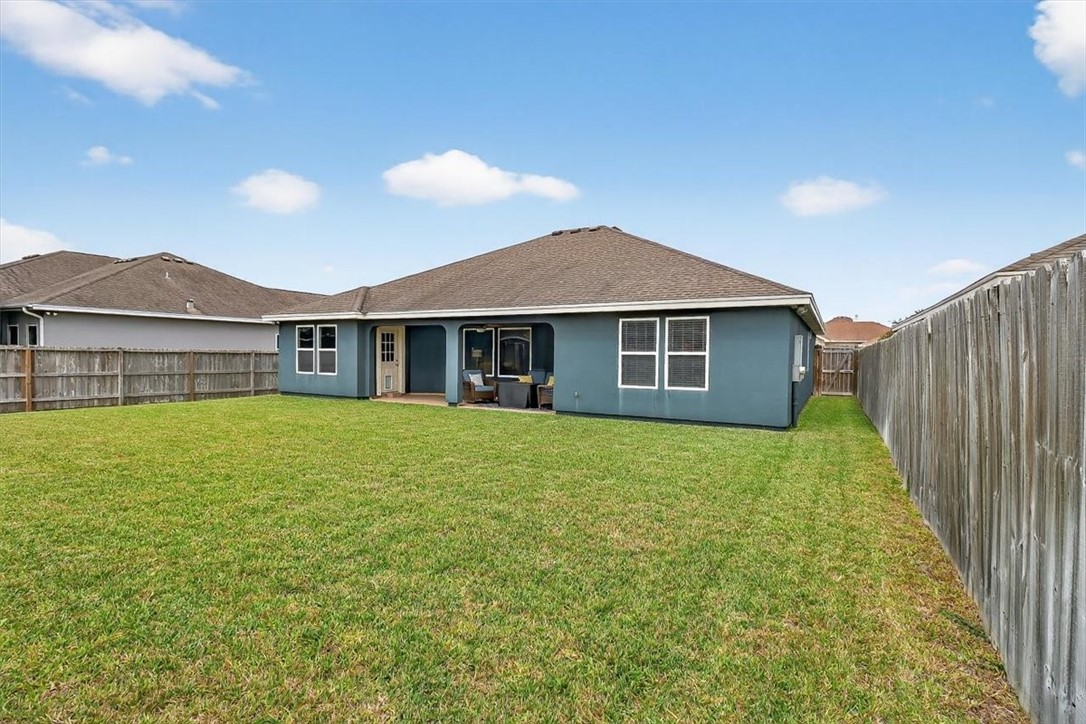 3902 Greystone Dr Property Photo 9