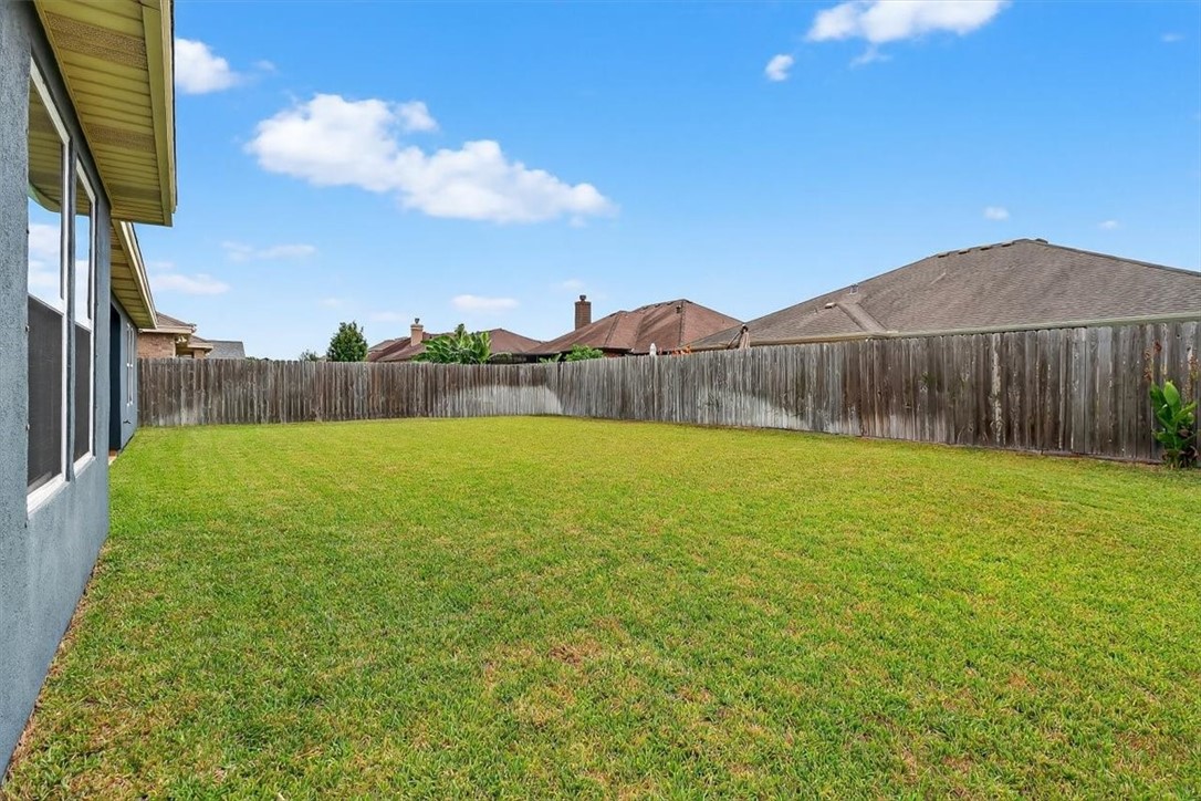 3902 Greystone Dr Property Photo 37