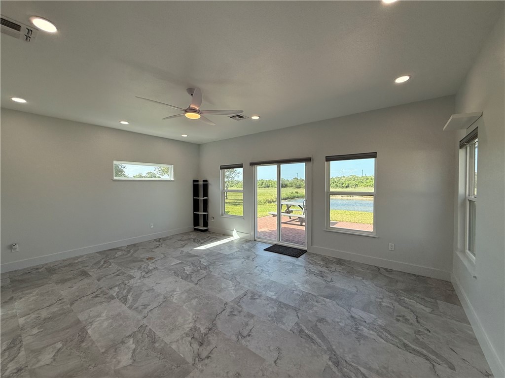 18 Augusta Circle Property Photo 4