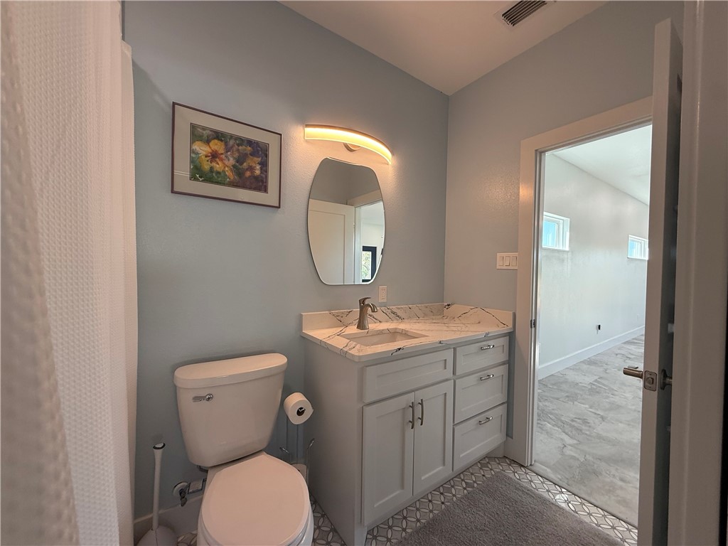 18 Augusta Circle Property Photo 12