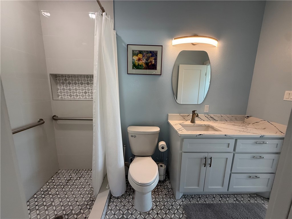 18 Augusta Circle Property Photo 14