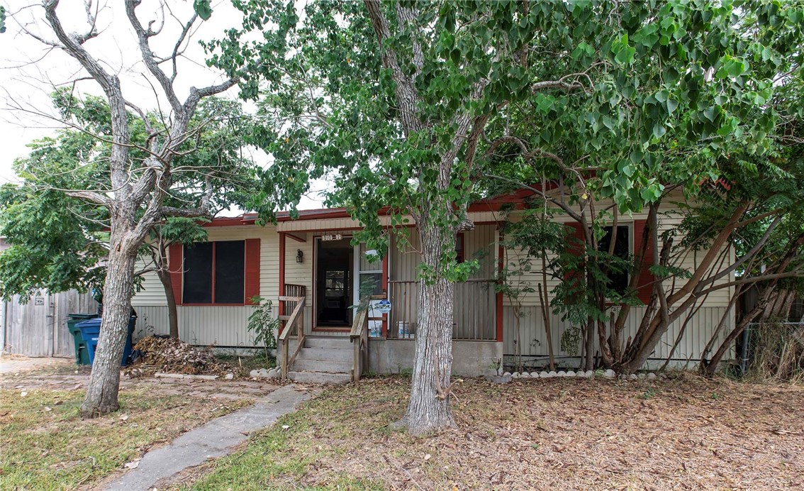 1002 Shephard Dr Property Photo 1