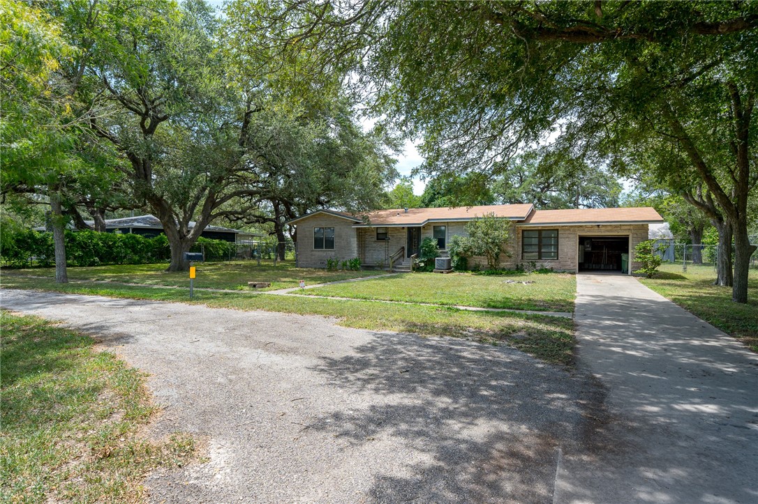 14289 State Highway 188 Property Photo 2