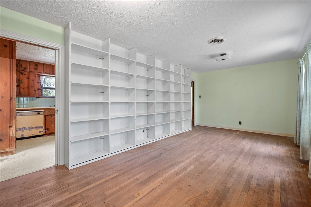 14289 State Highway 188 Property Photo 8