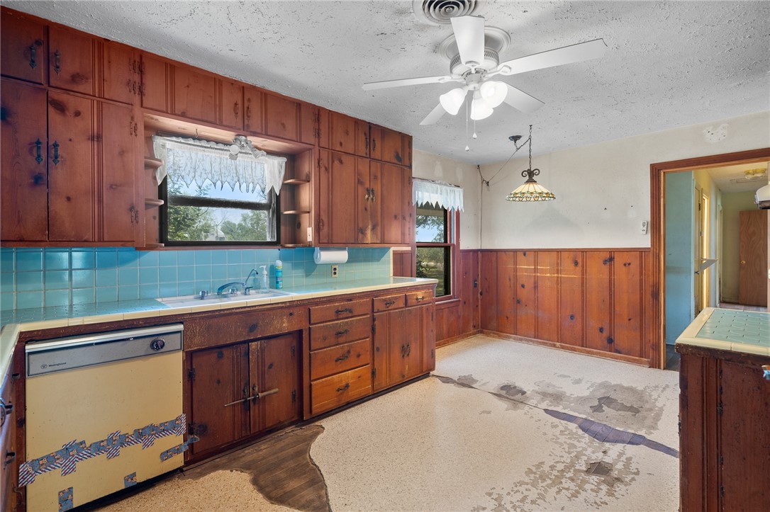 14289 State Highway 188 Property Photo 9